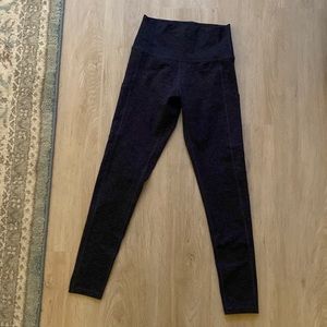 Offline by aerie the hugger high waisted pocket leggings
